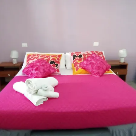 Homestay Double Room, Shared Bathroom *